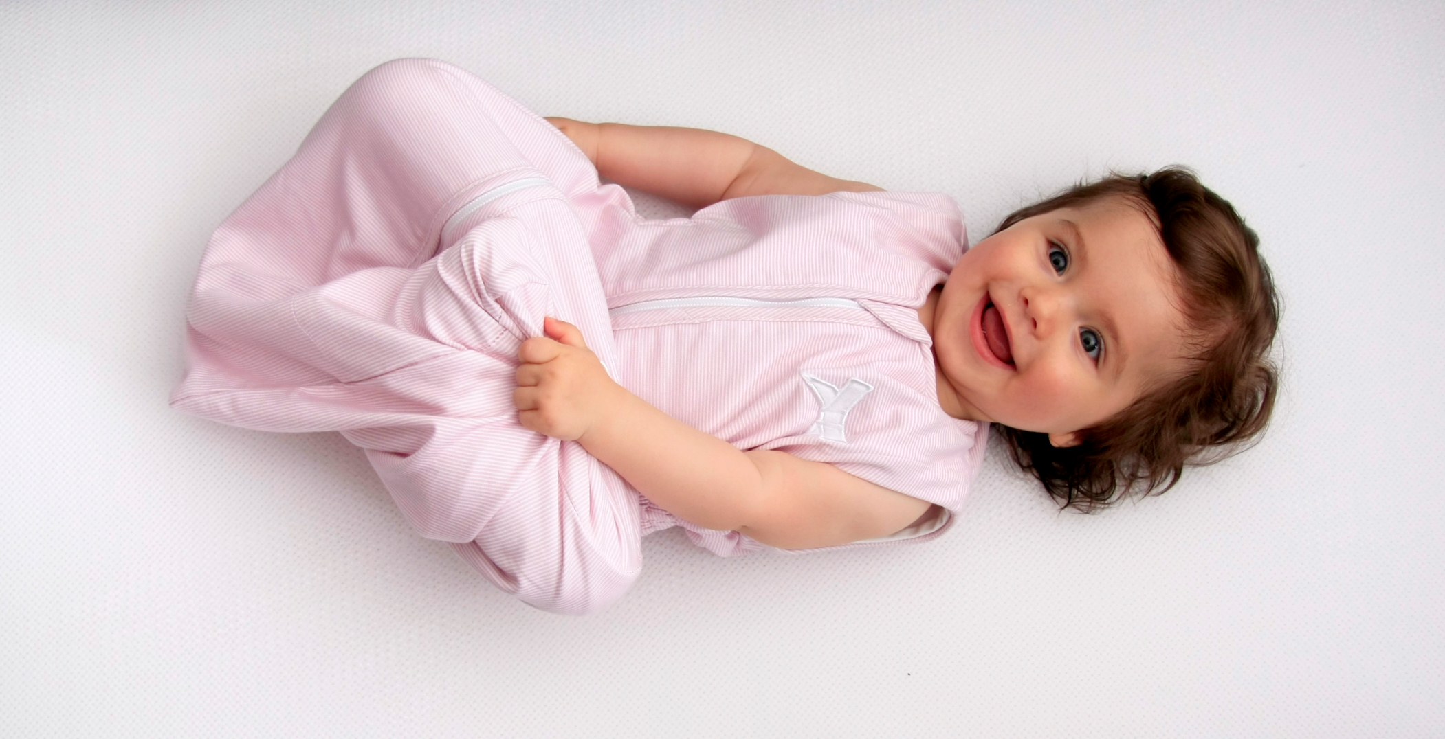 Puckababy_Bag_Newborn_PinkStripe_nosleeves.jpg